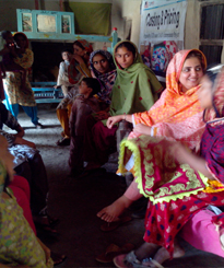 Artisan: Nylla Perveen Junejo - Handmade Quilts and Bags from Pakistan