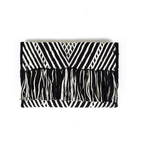 Black & White Arrow Clutch - Peru
