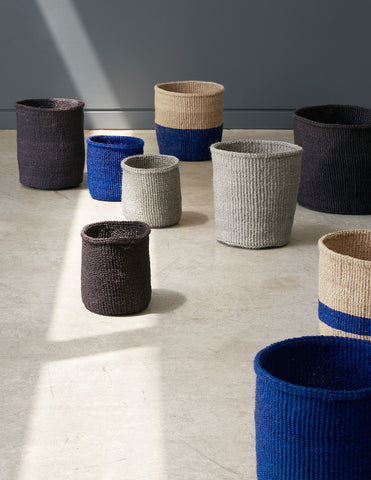 Solid black basket - Kenya